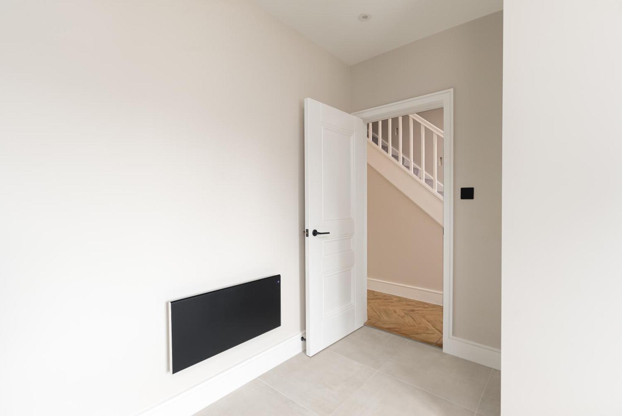 Skyvillion - Cozy Large 4 & 1 Bed Apartments In London Enfield, Mins To Tube Station, Free Wi-Fi Exterior photo